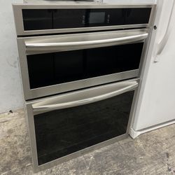 Stainless Steel 30” Microwave Oven Combo With Air Fry 