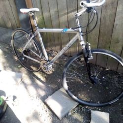 Novara XR Mountain Bike 