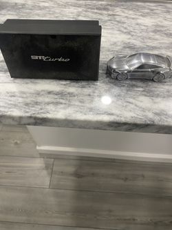 PORSEHE au turao Limited Edition Model Collectible 