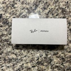 Meta Glasses (Never been Opened)