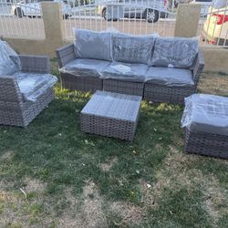 Brand New Patio Outdoor Furniture Set 