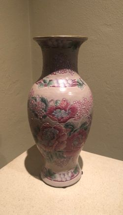Oriental Vase 10”