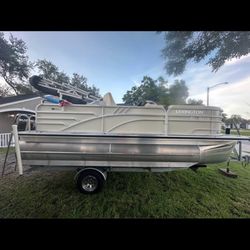 2023 Lexington Pontoon 320