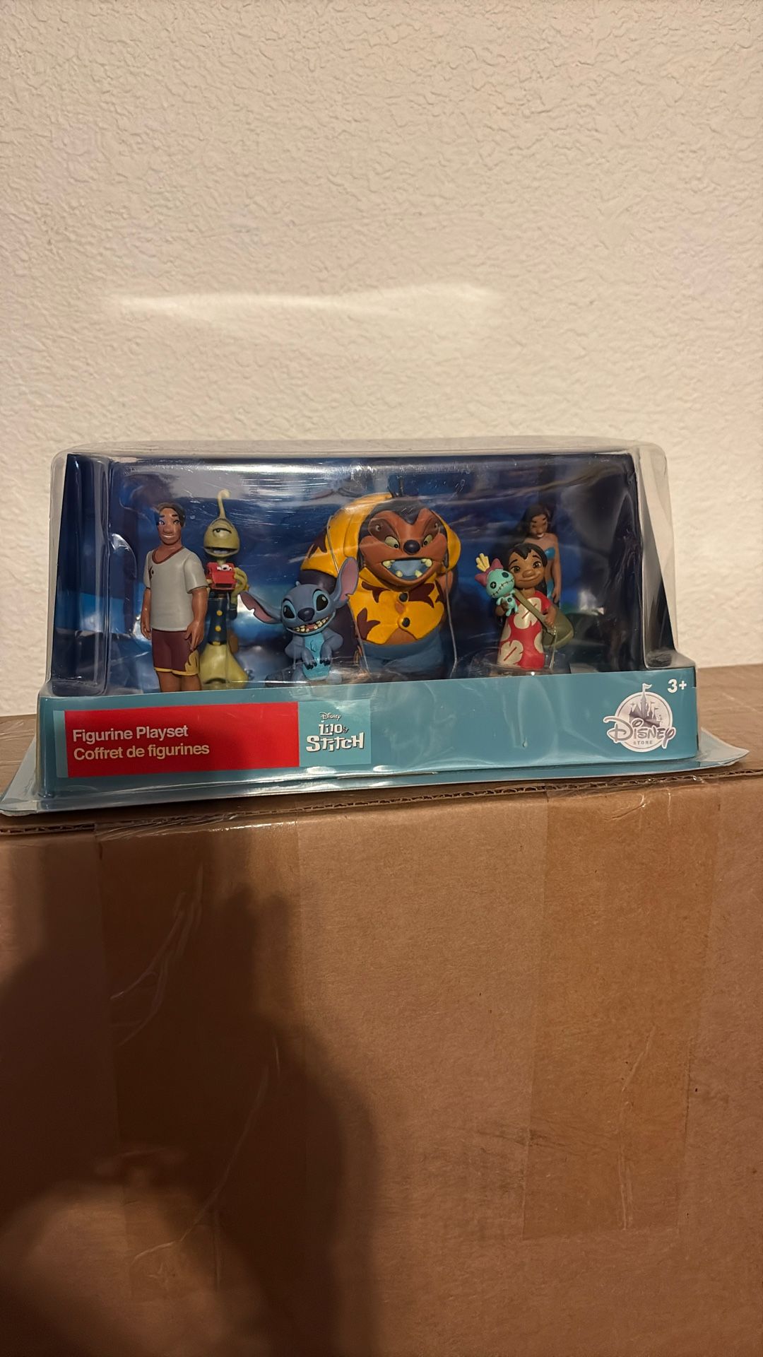 Disney Lilo & Stitch Action Figure - Disney store - New In Box