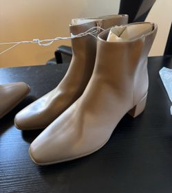 Women’s boots