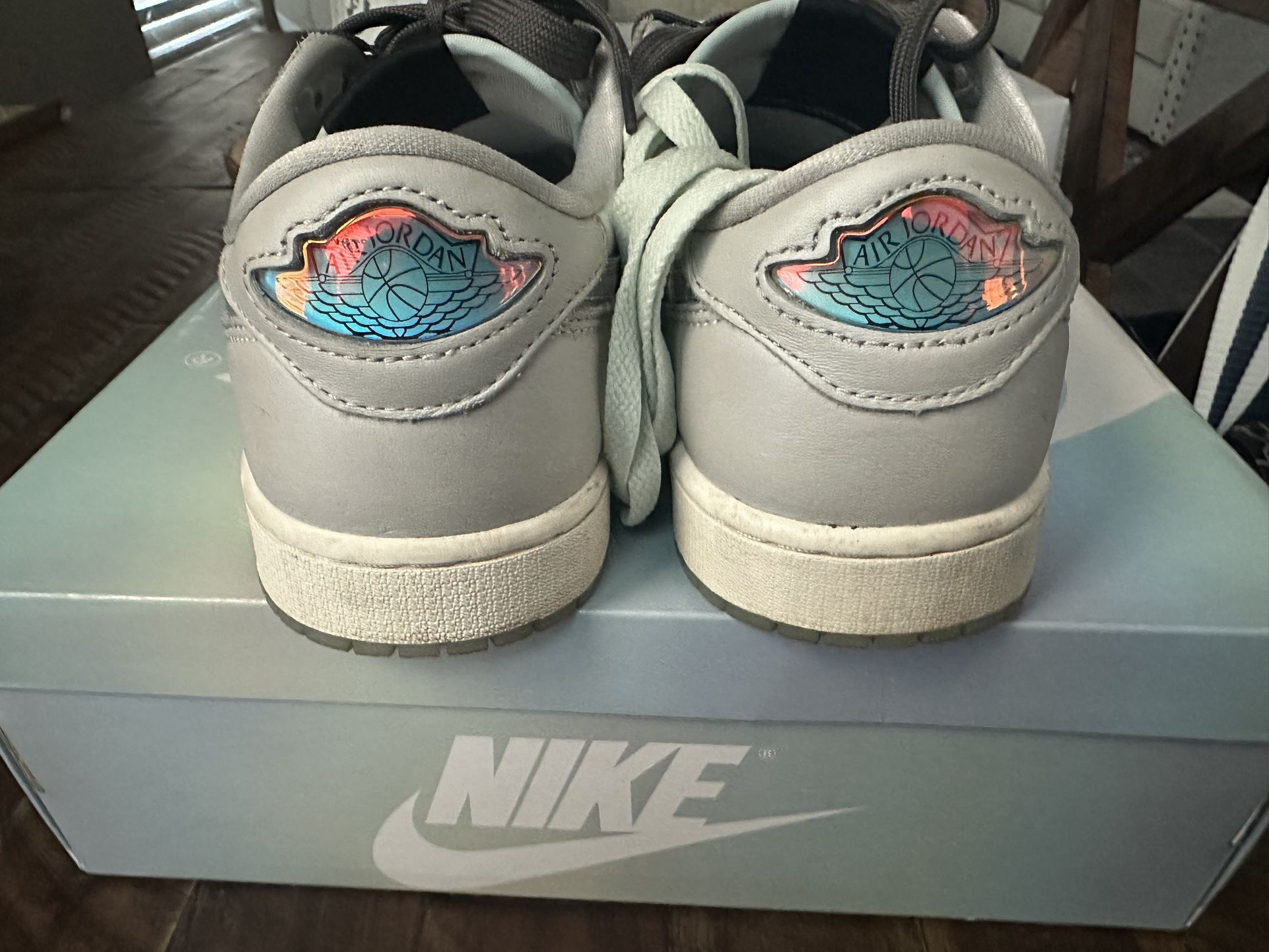 Air Jordan 1 Retro Low OG CNY