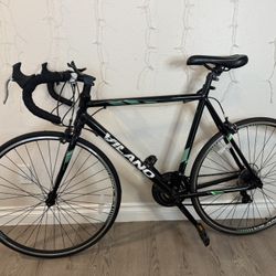 Adult Aluminum Road Bike 21 Speed 700c Vilano R2 Commuter. Frame size 58cm. 