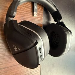 Turtle Beach PS5 Stealth 700 Gen 2