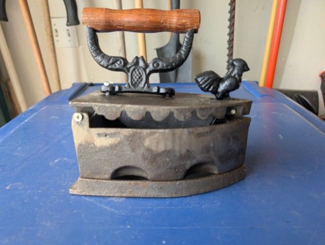 Wood Handle Cast Iron! Antique Pretty 