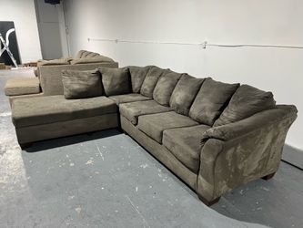 SECTIONAL COUCH SOFA