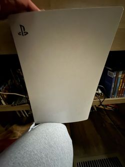 Ps5 Disc edition w/ 2 controllers and a headset
