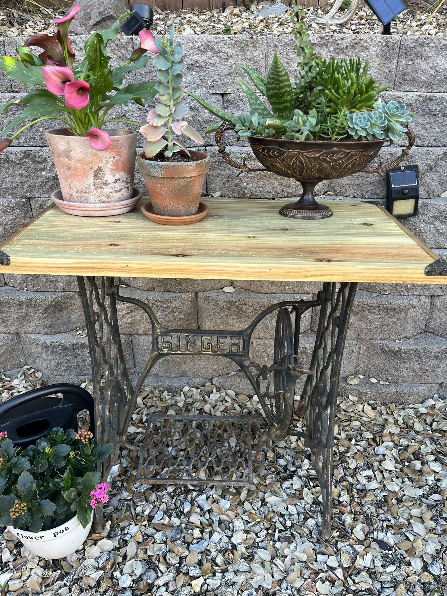 Beautiful Outdoor Potting Table
