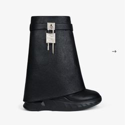 Shark Lock Boots