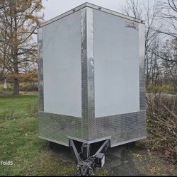 Dynamite 8.5x22 TA Enclosed Cargo Trailer