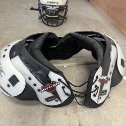 Shoulder Pads And Helmet 