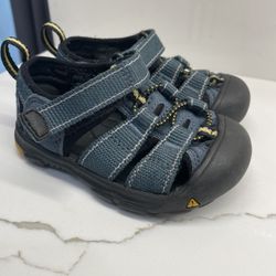 keen sandals toddler size 5