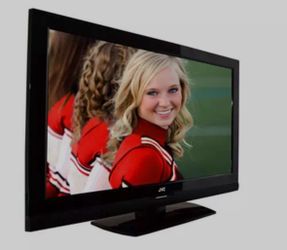 37” LCD 2K TV / Monitor In Excellent Condition