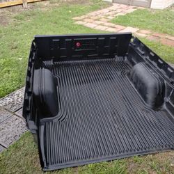 S10 Bed Liner Good Condition 