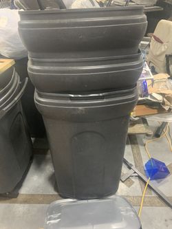 50 Gallon Trash Cans