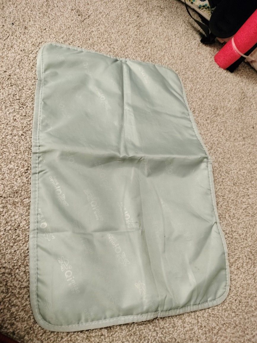 Waterproof Diaper Changing For Infants