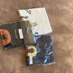 Kanye West ‘Jesus Is King’ T-shirts