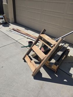 Free wood and cement board pieces