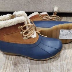 Sperry Duck Boots NEW S-7