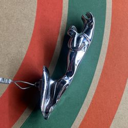 Jaguar hood ornament