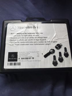 A000(contact info removed), A 000 990 97 19 Black bolts set Mercedes GLE W167 / GLS X167