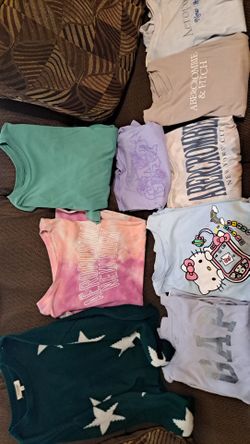✨️✨️GIRL ADULTS AND SOME KIDS CLOTHING BUNDLE SIZES SMALL, MEDIUM,  LARGE-ALL FOR $15