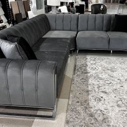 AP 🎉 Luxury Gray Sectional// Financing - Delivery 