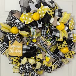 Lemon Summer Door Wreath 