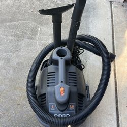 Rigid 4gal 5.0  Wet /dry  Vacuum 