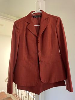 Beautiful suit Size 4