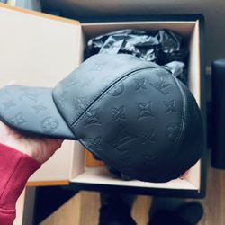 Louis Vuitton  Authentic  Monogram Shadow Cap $800