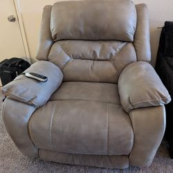 Automatic Recliner Chair