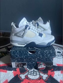 Jordan 4 Retro “Midnight Navy”