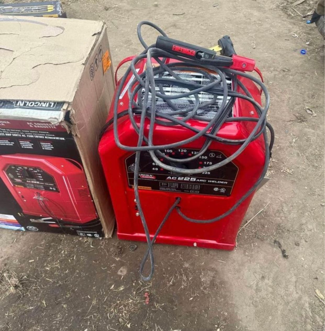 Lincoln Electric 225 Amp Arc/Stick Welder AC225S, 230V