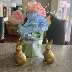 Gold Bunnies And Flowers