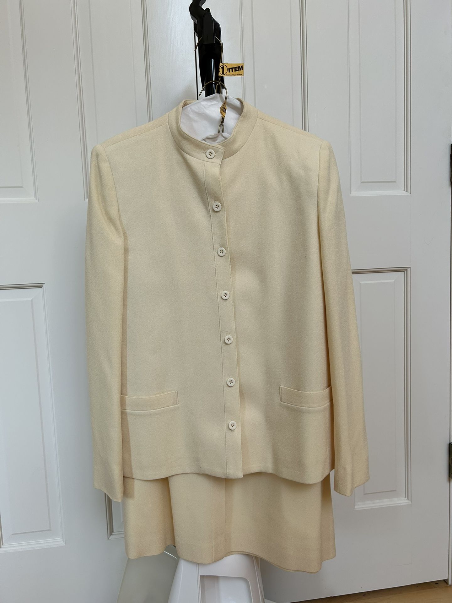 Weatherstone Cream Blazer & Skirt Set – Pure Wool