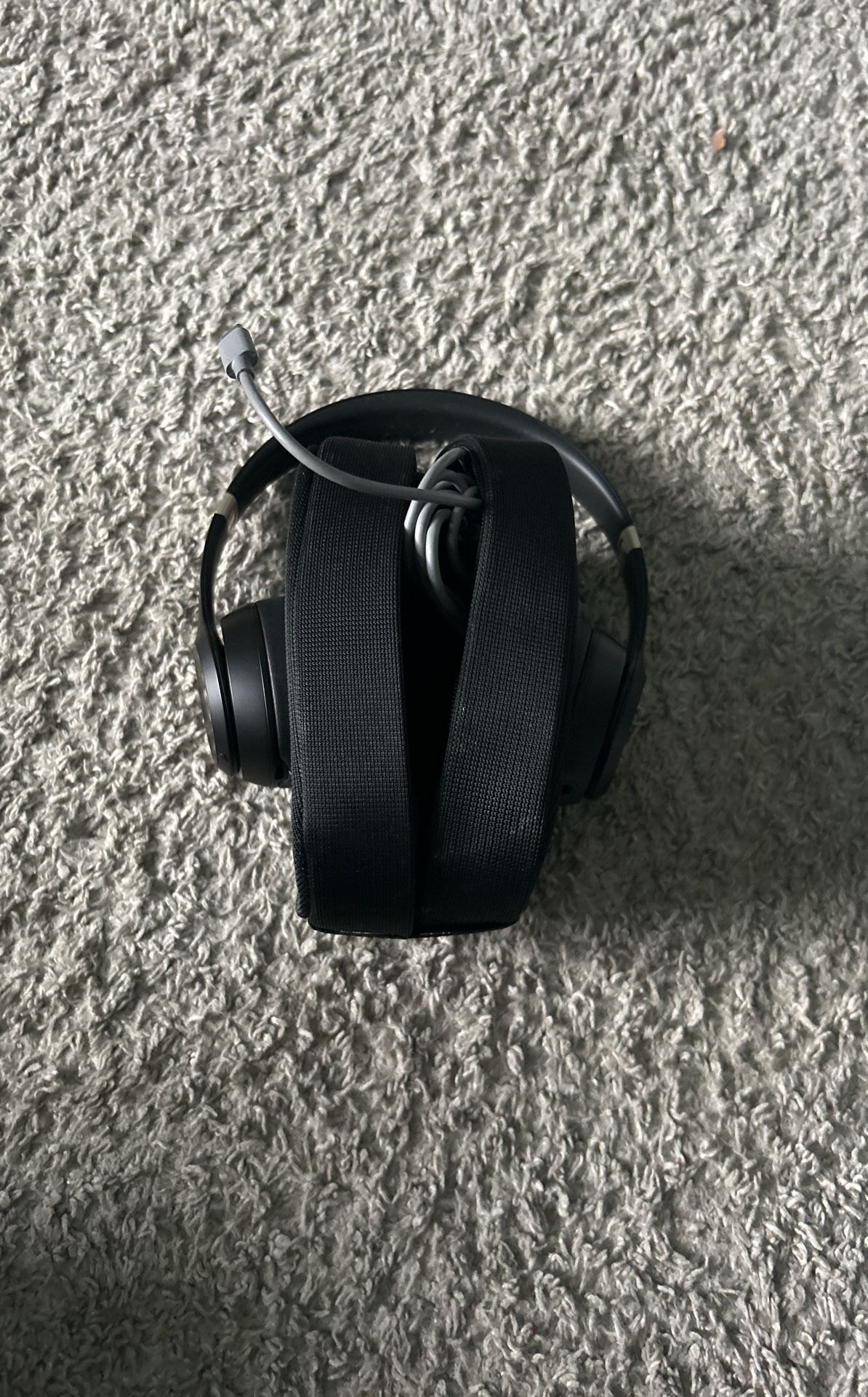 Beats Solo 4