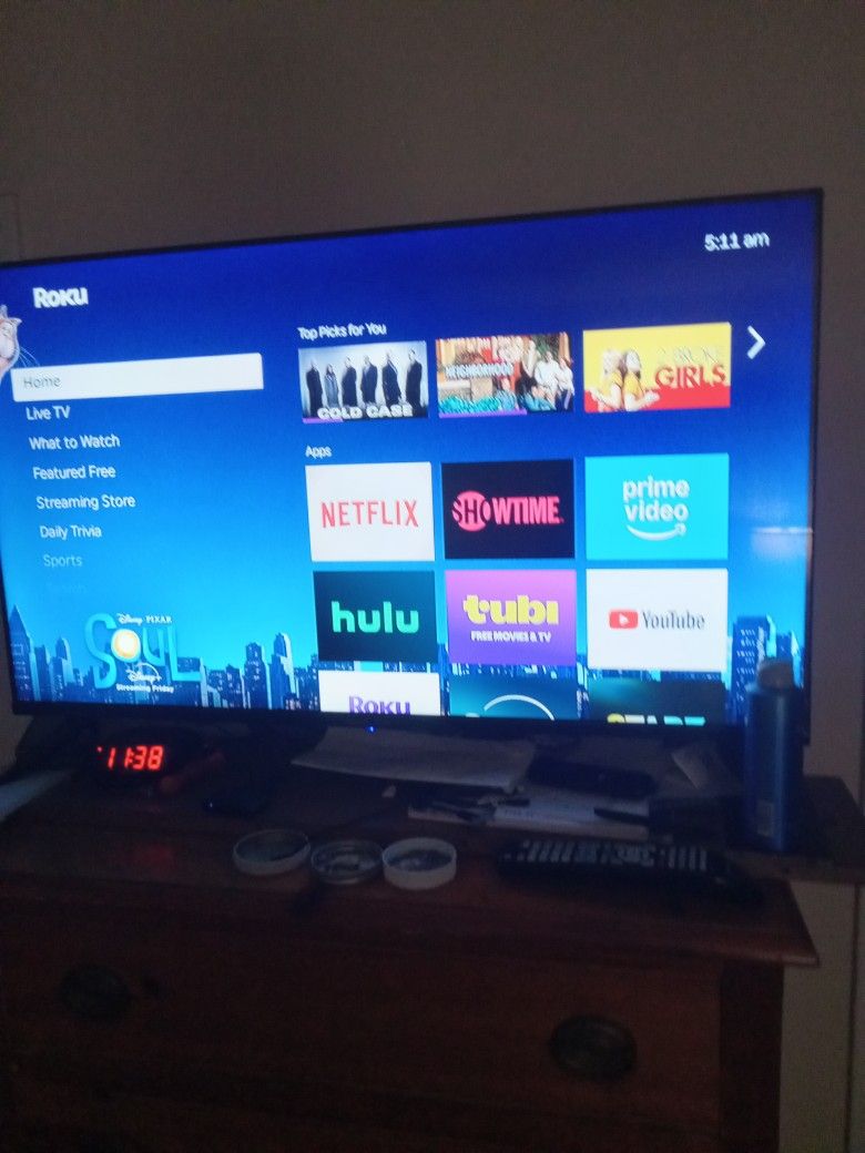 42" Bolva TV w/roku Stick Included