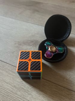 Rainbow Metal Fidget Spinner + 2x2 Speed Cube Bundle for $15