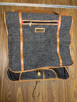 Vintage 1985 Oscar De La Renta folding garment suit bag