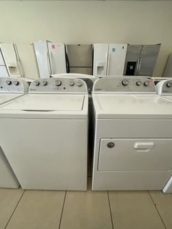 WHIRLPOOL SET WASHER AND DRYER WHITE