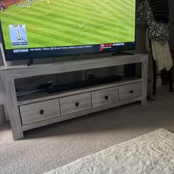 Like New Tv Stand 