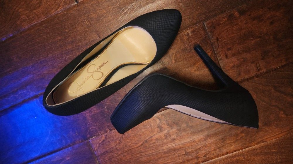 New Jessica Simpson Heels Size 8