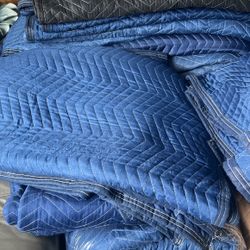 Blankets for sale $25 each negotiable 