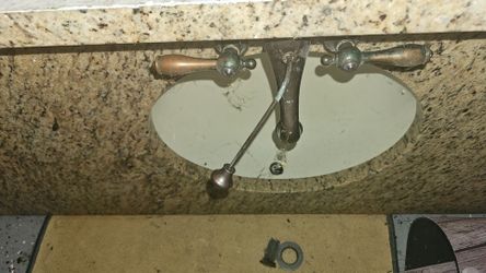 GRANITE BATHROOM COUNTER