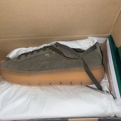Puma Platform trace olive Night Size 8 Wm